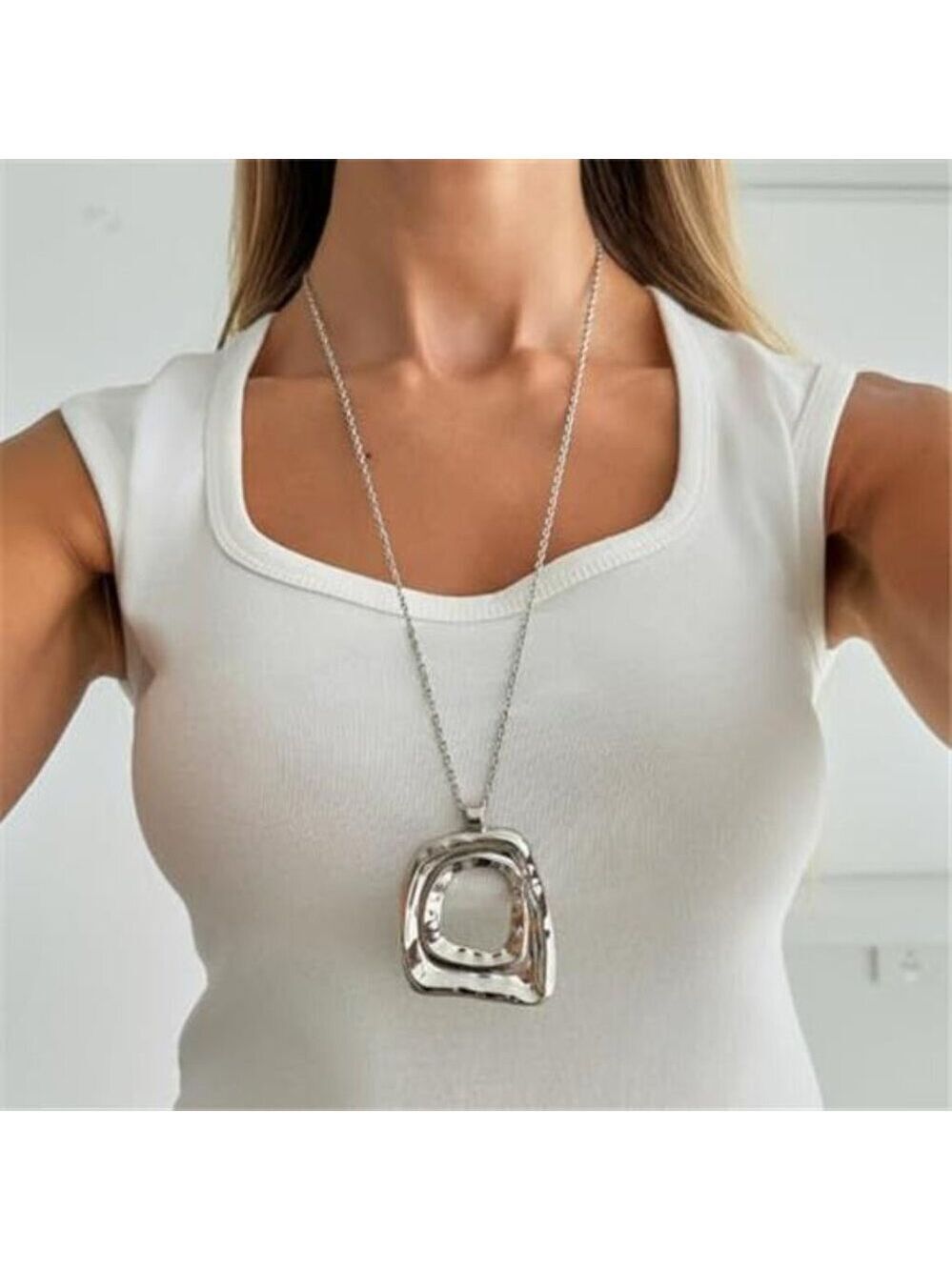 Chunky Silver Tone Necklace Boho Geometric Hollow Square Pendant Rope Chain